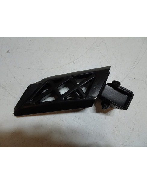 Peugeot Kisbee, passagerarfotpinne höger 2