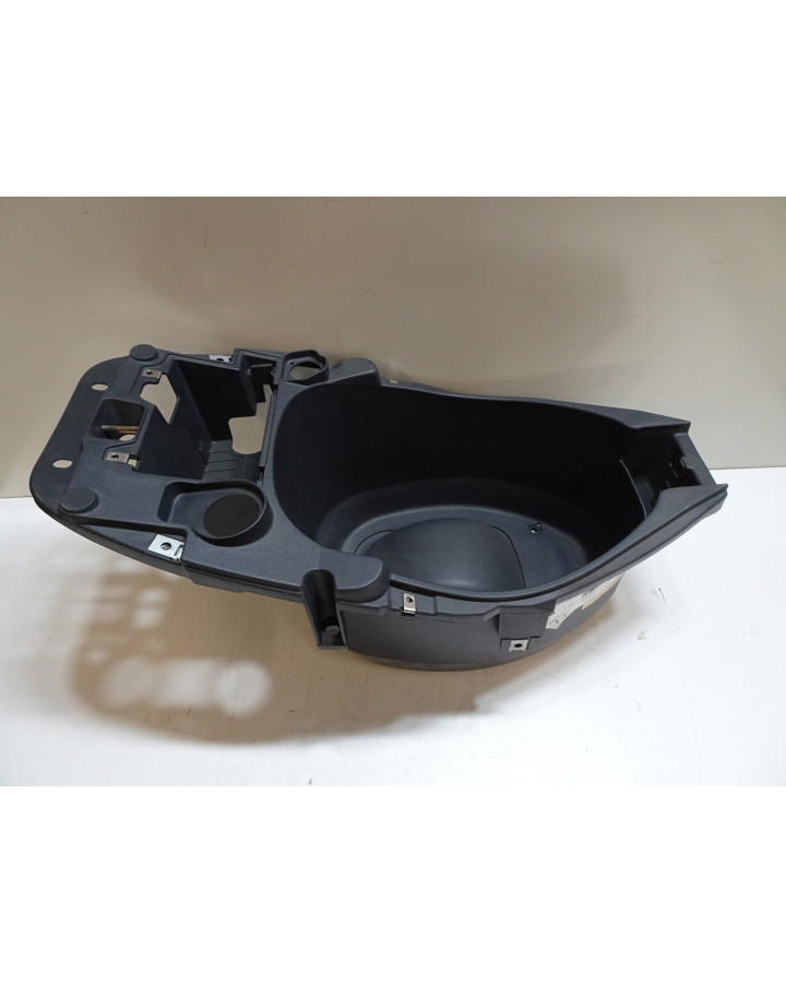 Piaggio Zip, sadellåda