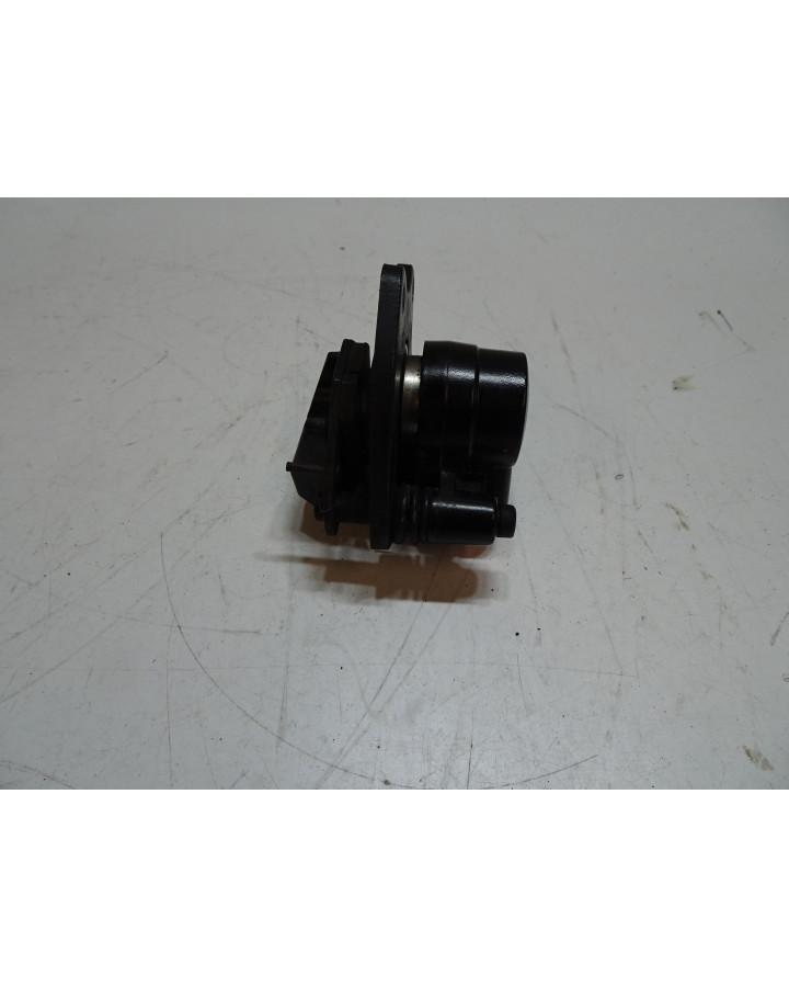 Peugeot Kisbee, bromsok fram