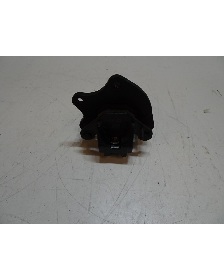 Peugeot Kisbee, bromsok fram