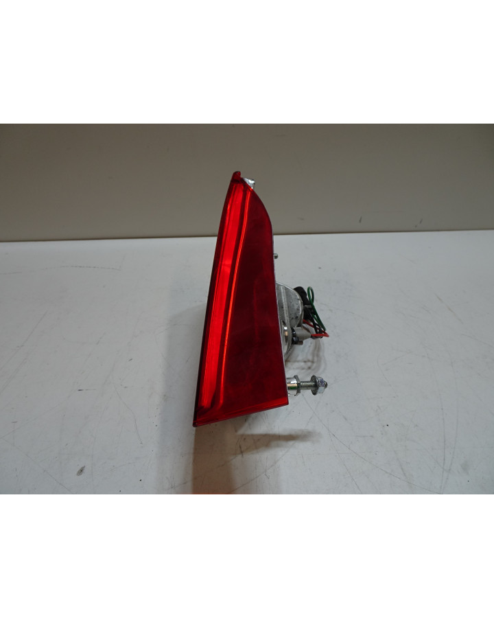 Aixam S9, baklykta inre höger