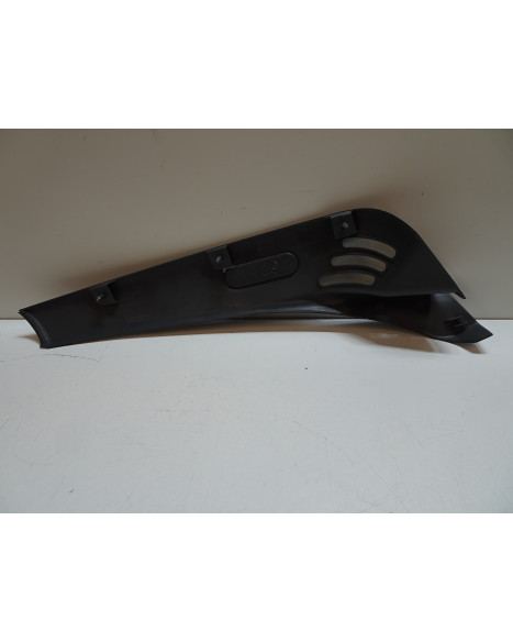 Vespa ET2, sidokåpa vänster