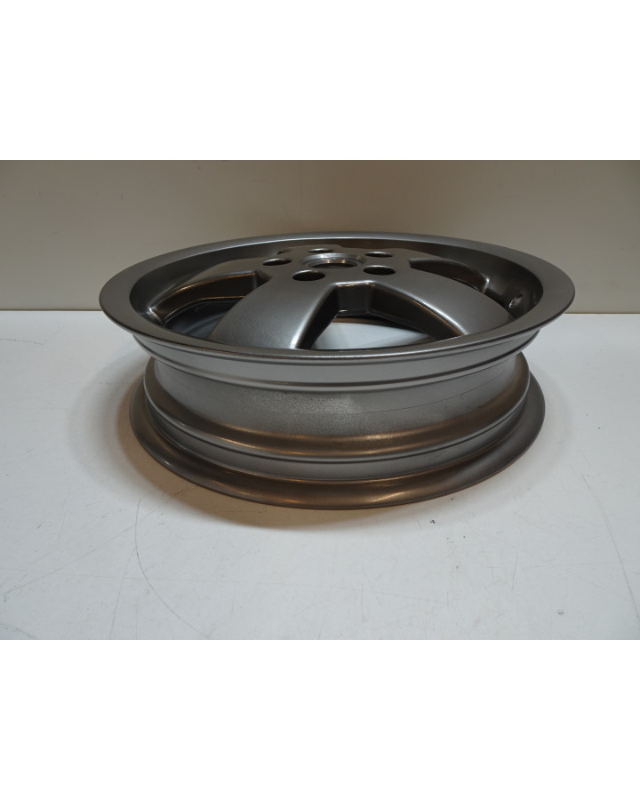 Vespa GTS 250, bak/framfälg