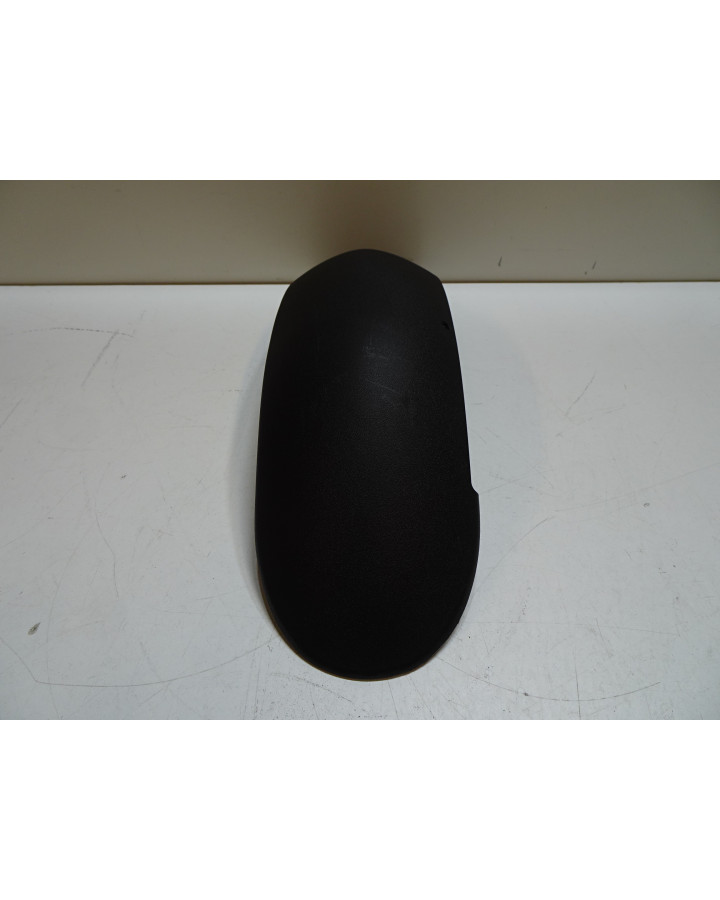 Piaggio MP3 250, stänkskydd höger