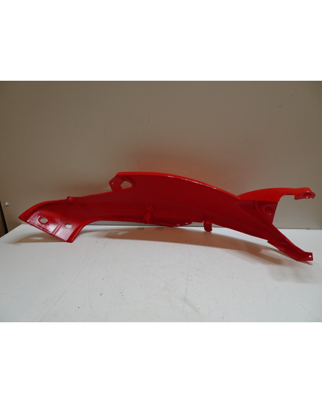 Piaggio NRG MC2, bakre sidokåpa höger