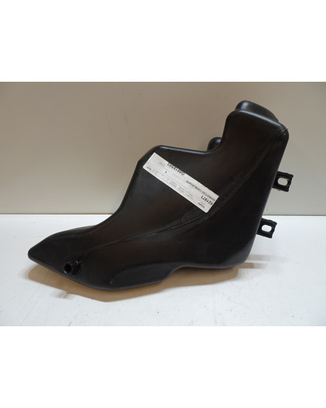 Piaggio Fly 50/125, bränsletank