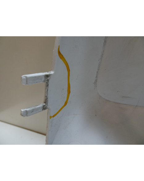 Husqvarna 701, bakre sidokåpa höger