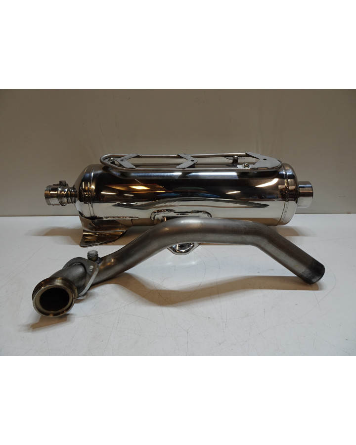 Piaggio X9 500, avgassystem