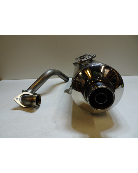 Piaggio X9 500, avgassystem