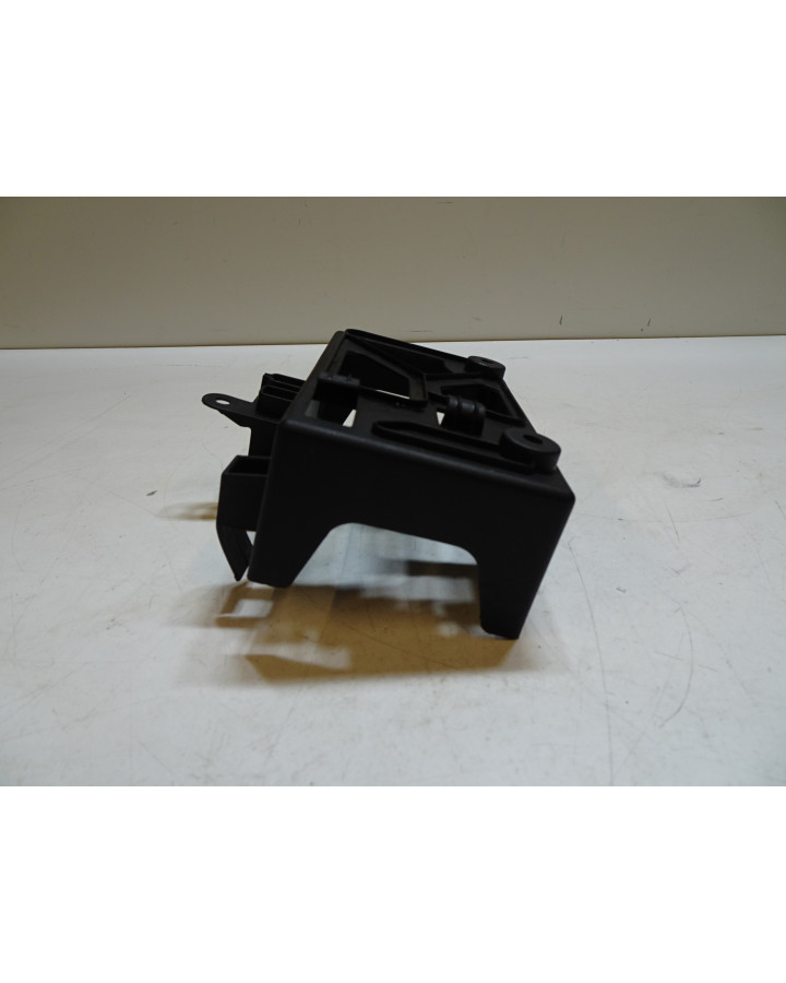 Husqvarna 701, batterilåda