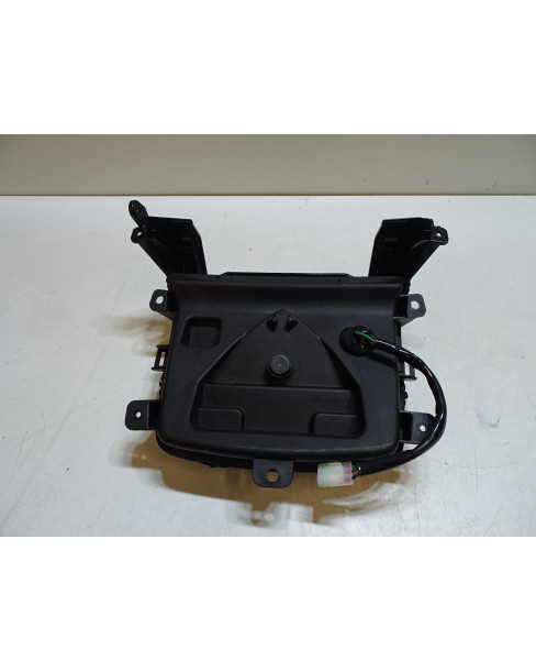 Yadea C1S, baklykta 2