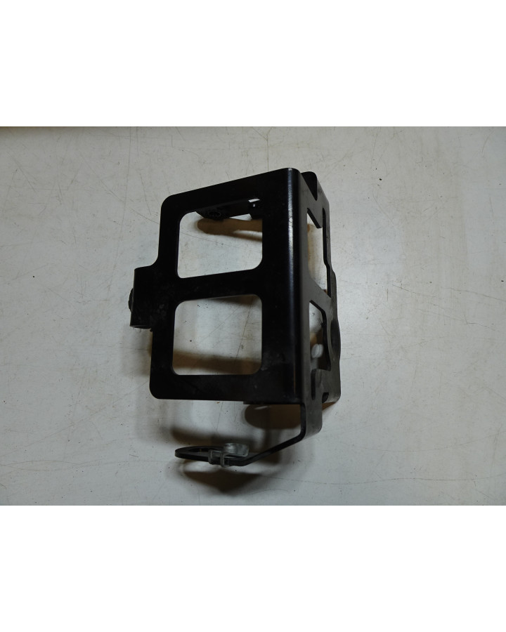 Husqvarna 701, fäste ABS