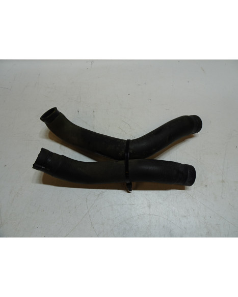 Husqvarna 701, kylarslangar