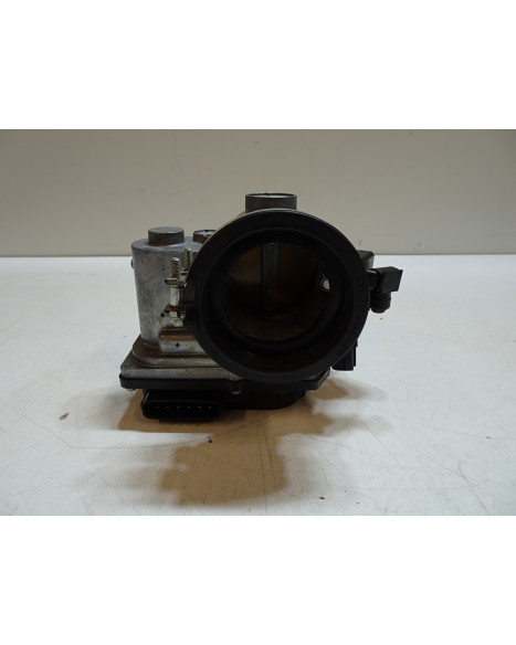 Husqvarna 701, gasspjäll/insprut