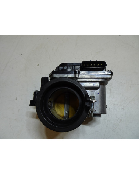 Husqvarna 701, gasspjäll/insprut