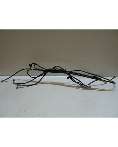 Husqvarna 701, bromsslangar ABS