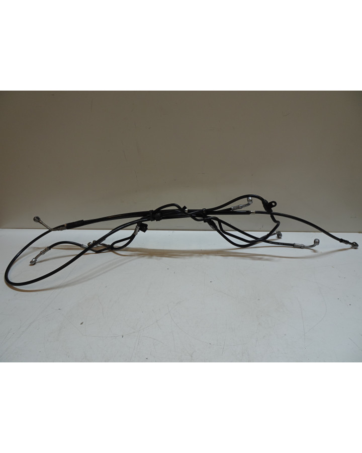 Husqvarna 701, bromsslangar ABS