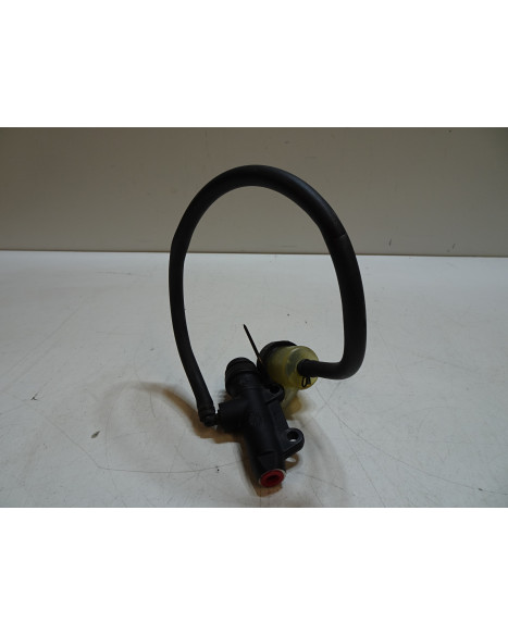 Husqvarna 701, bromscylinder bak