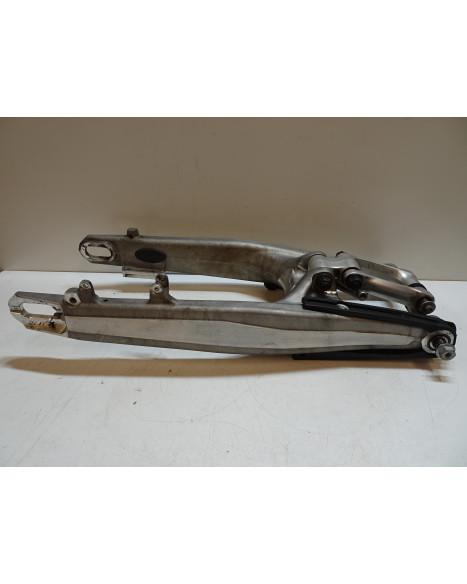 Husqvarna 701, sving