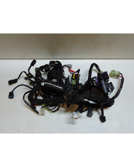 Husqvarna 701, kabelhärva