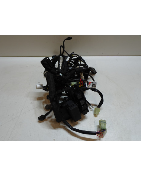 Husqvarna 701, kabelhärva