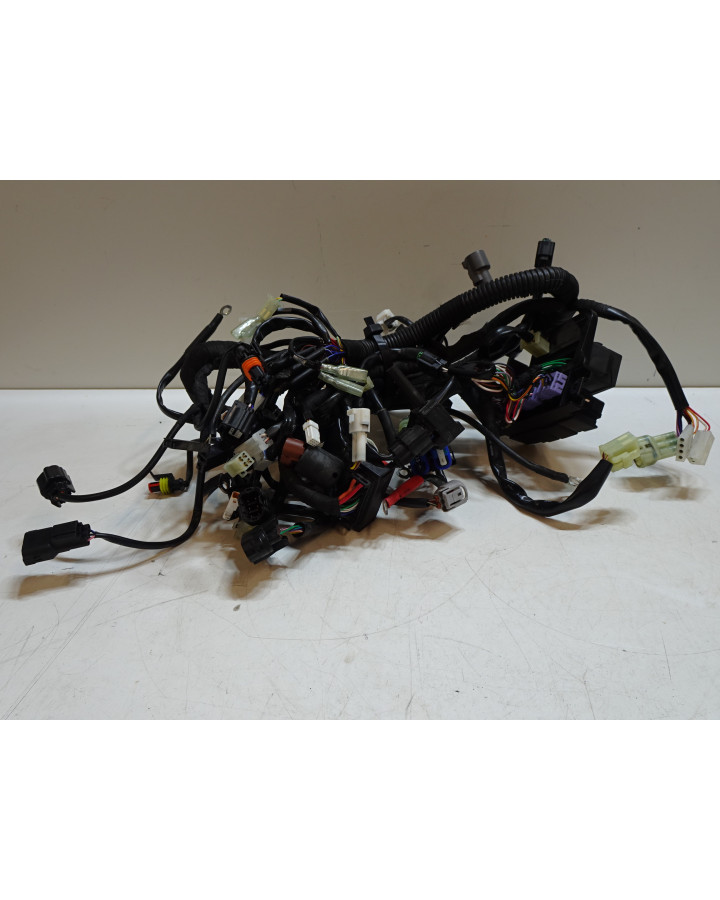 Husqvarna 701, kabelhärva