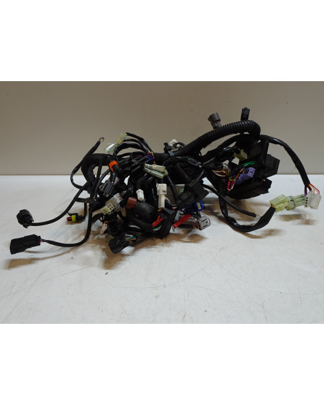 Husqvarna 701, kabelhärva