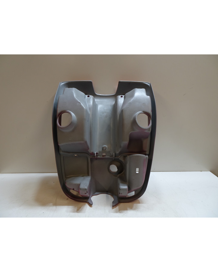 Vespa ET4 125, knäkåpa