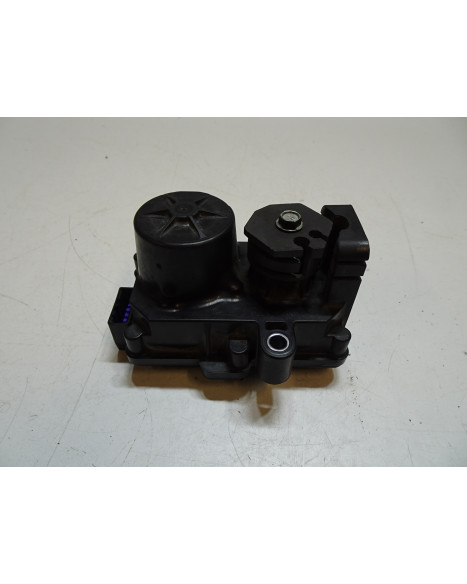 Ducati Panigale V4, avgasservo