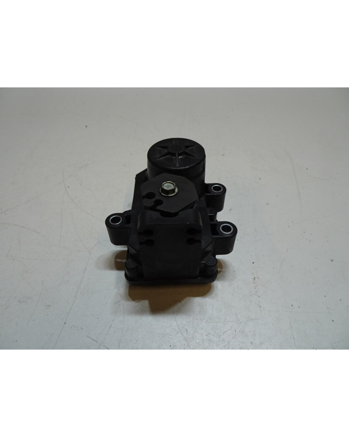 Ducati Panigale V4, avgasservo