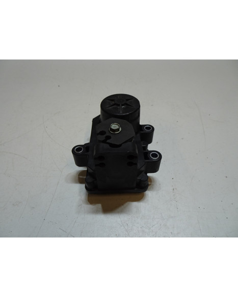 Ducati Panigale V4, avgasservo