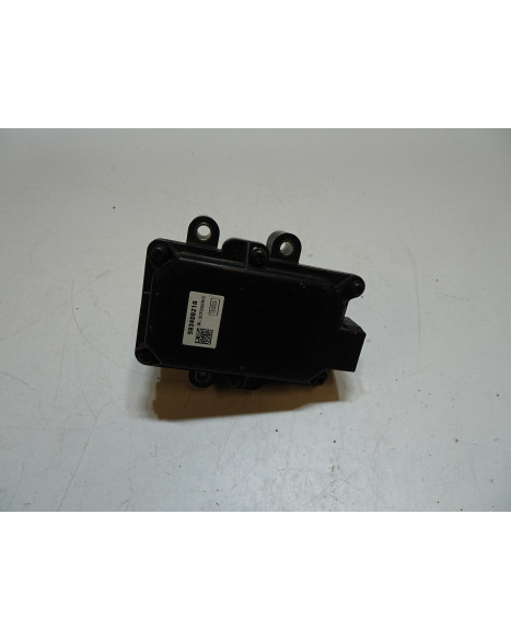 Ducati Panigale V4, avgasservo