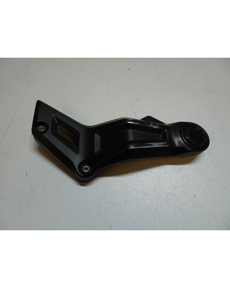 Yamaha MT-07, skyddskåpa ram höger