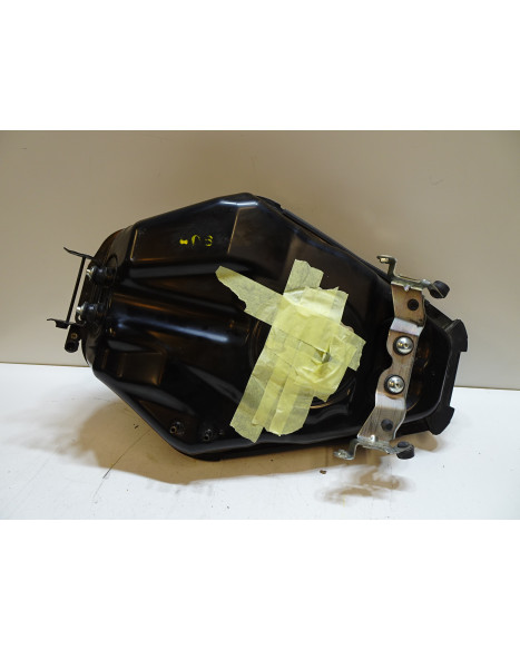 Yamaha MT-07, bränsletank