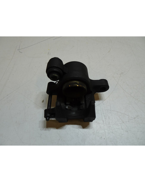 Yamaha MT-07, bromsok bak 2