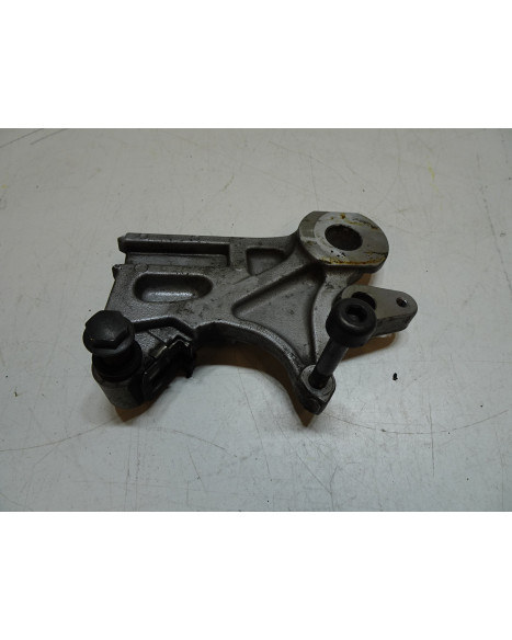 Yamaha MT-07, bromsokshållare bak