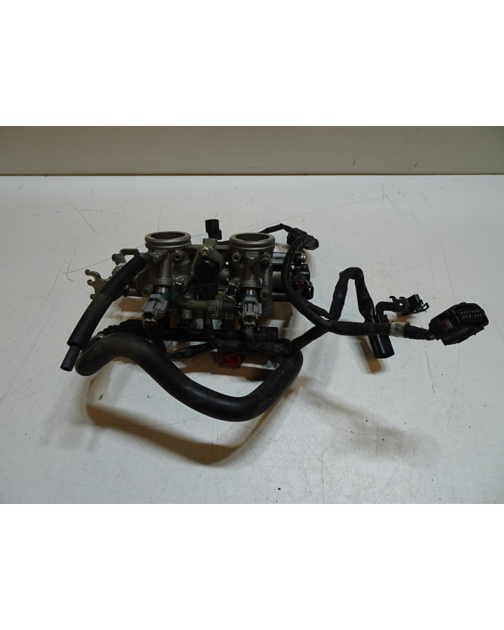 Yamaha MT-07, gasspjäll/insprut