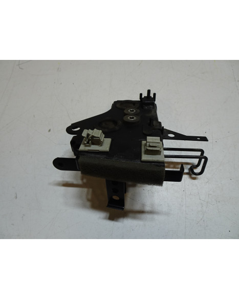 Yamaha MT-07, fäste ABS/ECU