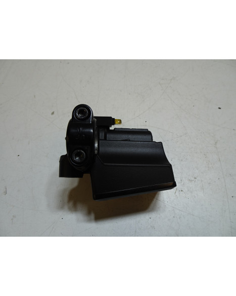 Yamaha MT-07, bromscylinder fram