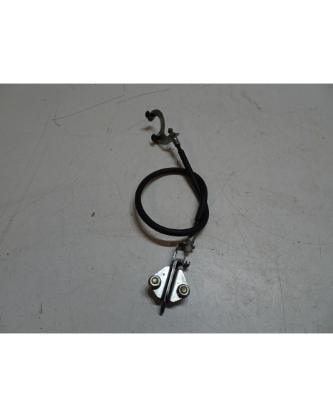 Yamaha MT-07, sadellås med vajer