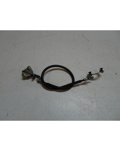 Yamaha MT-07, sadellås med vajer