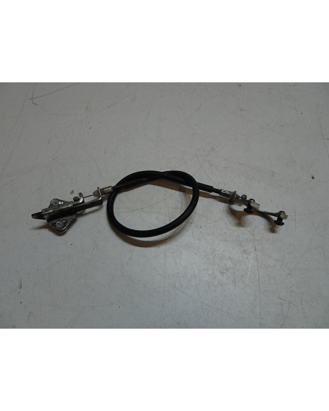 Yamaha MT-07, sadellås med vajer