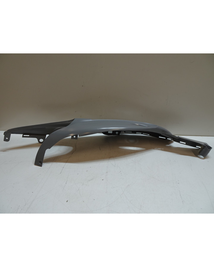 Gilera Stalker, bakre sidokåpa höger