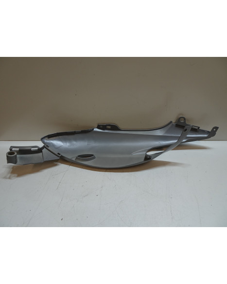 Gilera Stalker, bakre sidokåpa höger