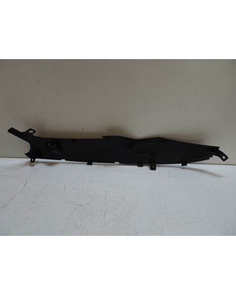 Gilera Runner 50/125/200, bakre nedre sidokåpa höger