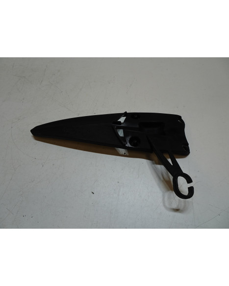 Beta RR50, plastdetalj front