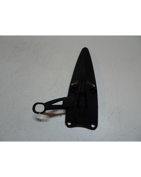 Beta RR50, plastdetalj front