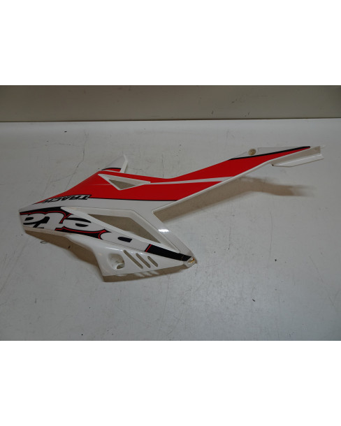 Beta RR50, kylarvinge höger 2