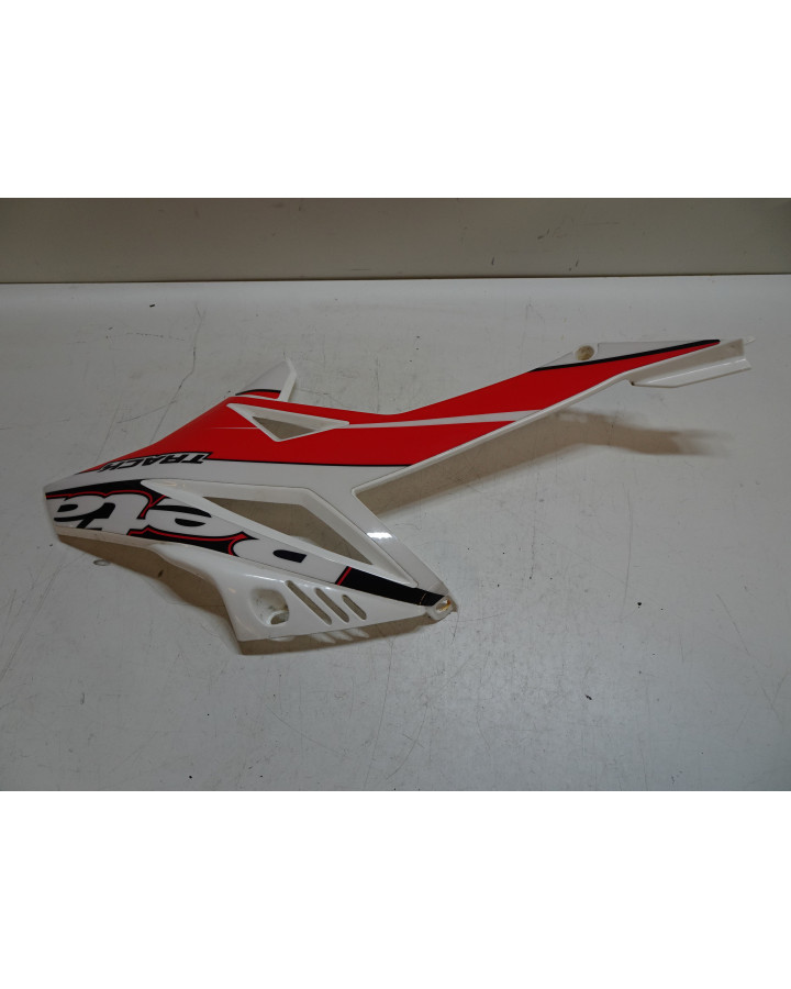 Beta RR50, kylarvinge höger