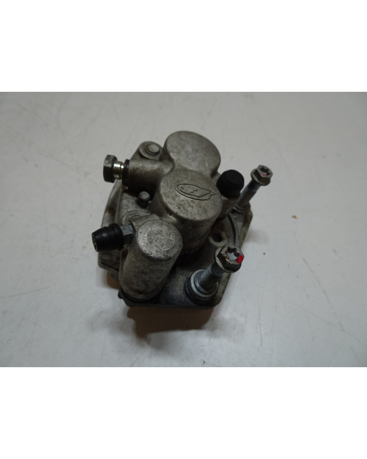 Beta RR50, bromsok fram